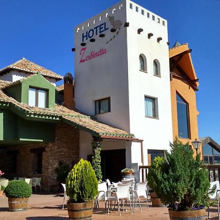 Hotel Zerbinetta Dílar Zewnętrze zdjęcie