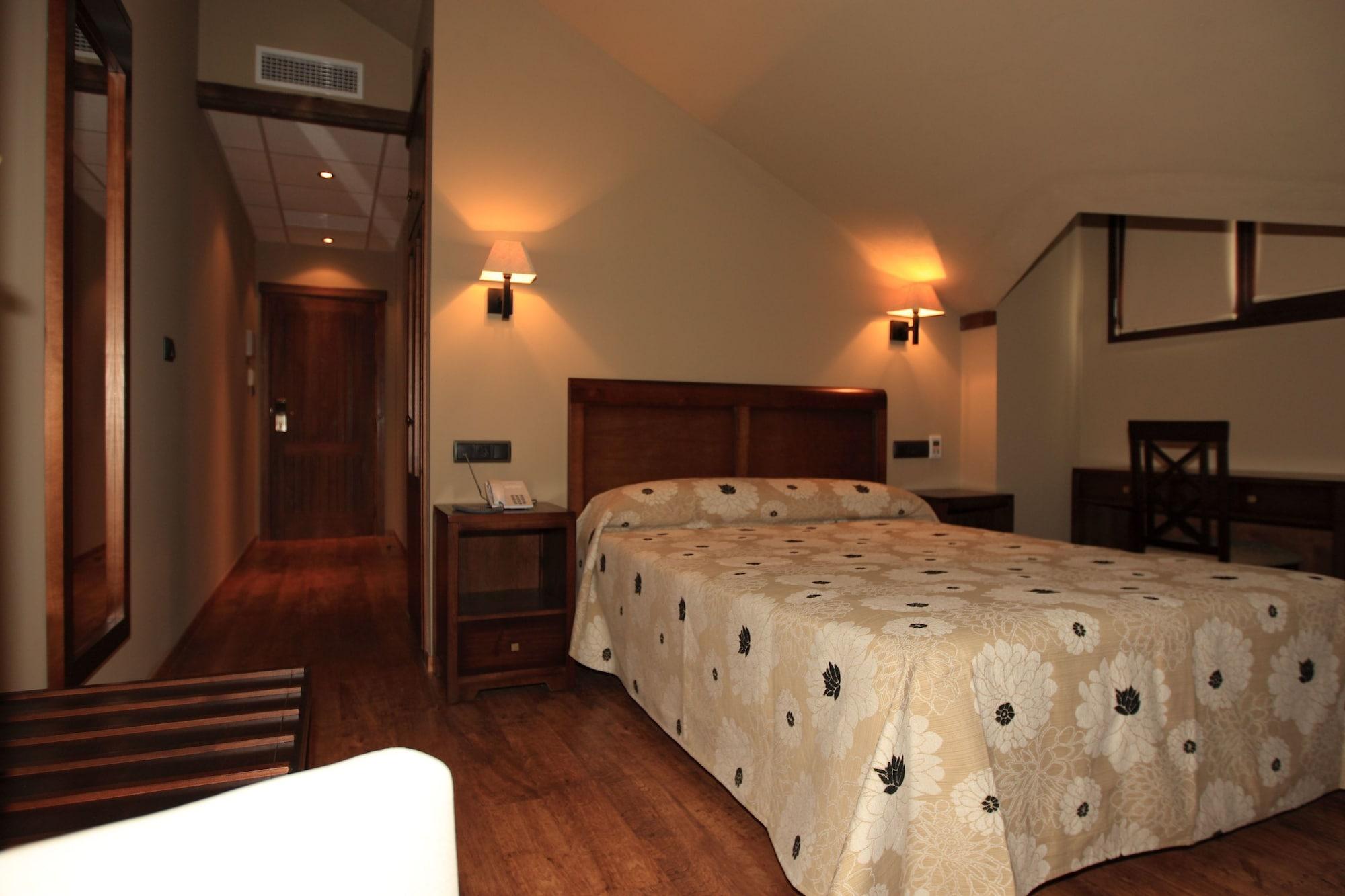 Hotel Zerbinetta Dílar Zewnętrze zdjęcie